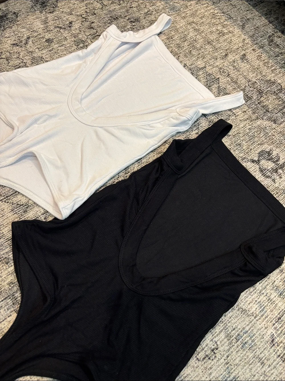 Clyque Ribbed Square-Neck Open Back Bodysuits - Picture 4 of 6